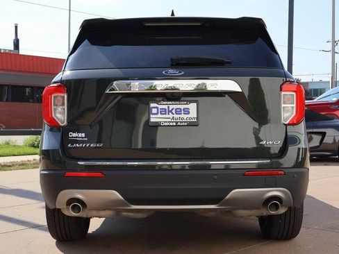 Used 2023 Ford Explorer Limited AWD/4WD image 6