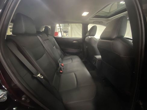 Used 2024 Toyota Corolla Cross XLE w/ Convenience Package AWD/4WD image 28