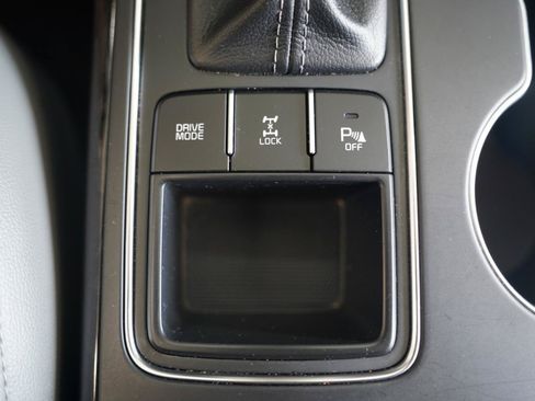 Used 2016 Kia Sorento EX AWD/4WD image 23