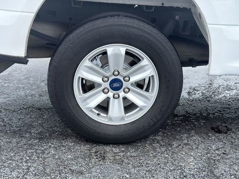 Used 2018 Ford F150 XLT image 11