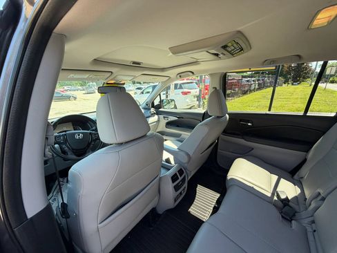 Used 2016 Honda Pilot Touring image 15