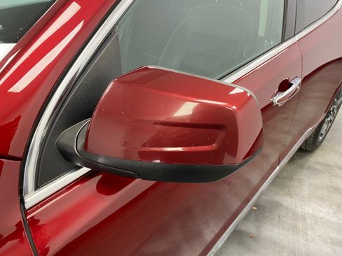 Used 2018 GMC Acadia Denali w/ Technology Package image 12