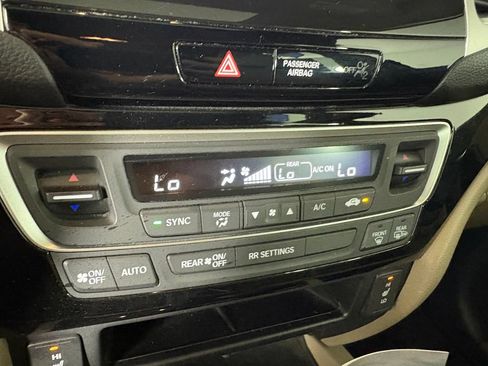 Used 2019 Honda Ridgeline RTL-E image 19