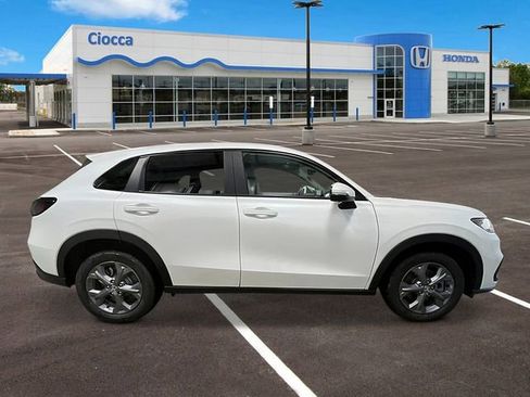 New 2026 Honda HR-V LX image 7