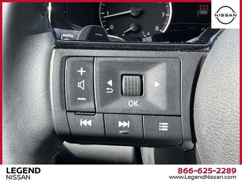 Used 2023 Nissan Pathfinder SL image 19