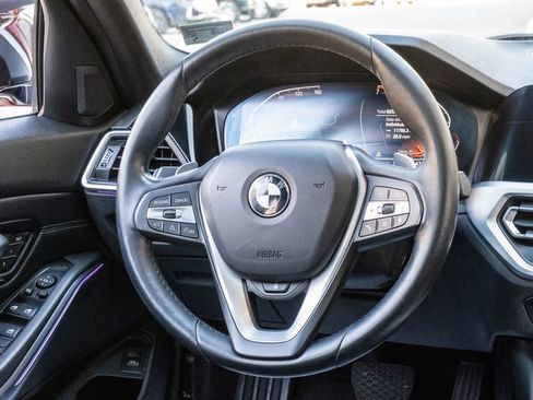 Used 2019 BMW 330i xDrive Sedan w/ Convenience Package image 24