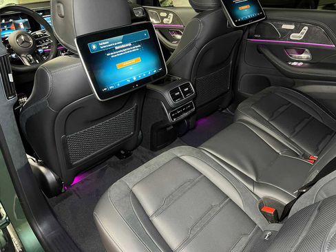 New 2026 Mercedes-Benz GLS 63 AMG 4MATIC image 19