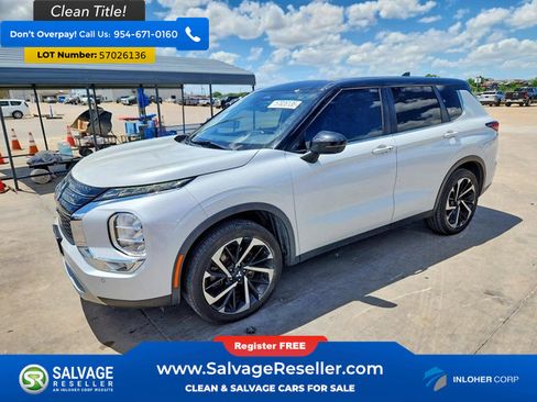 Used 2022 Mitsubishi Outlander SE FWD image 1