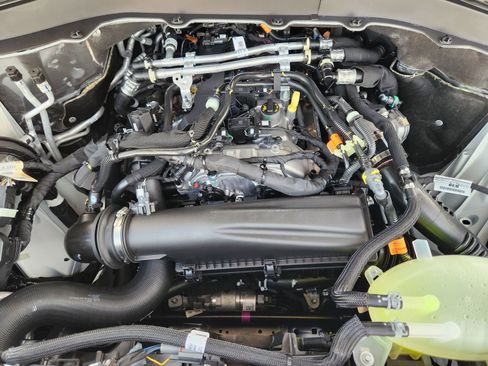 New 2026 Ford Explorer Active RWD image 26