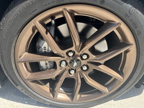 Used 2025 Ford Mustang GT Premium RWD image 5