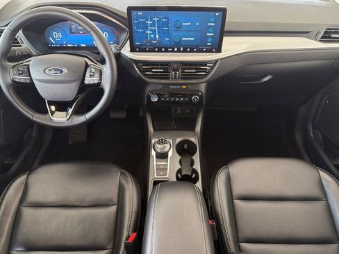 Used 2024 Ford Escape Platinum AWD/4WD image 14