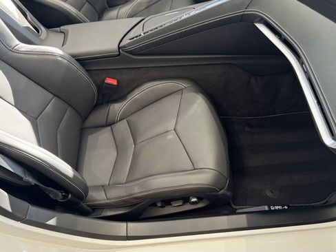Used 2025 Chevrolet Corvette Z06 image 18