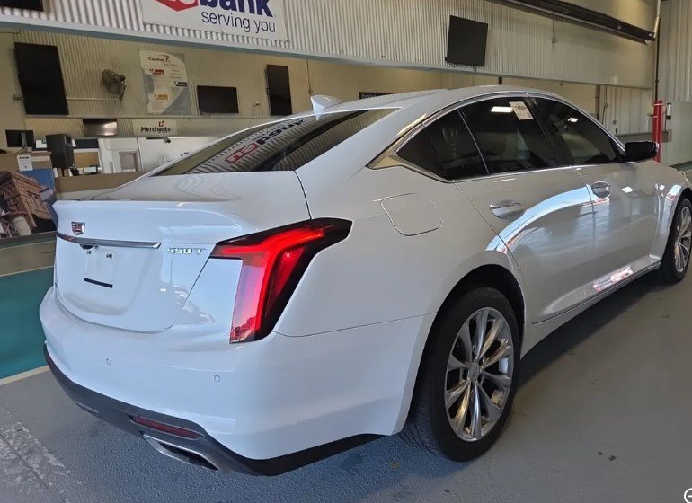 Used 2020 Cadillac CT5 Premium Luxury AWD/4WD image 4