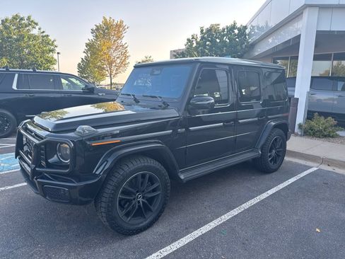 Used 2025 Mercedes-Benz G 550 image 2