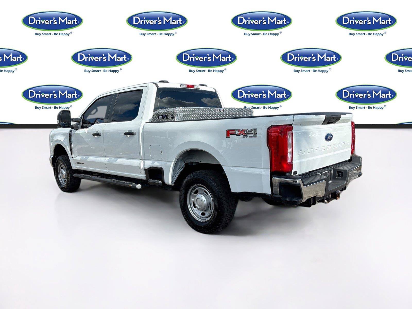 Used 2023 Ford F250 XL w/ FX4 Off-Road Package AWD/4WD image 5