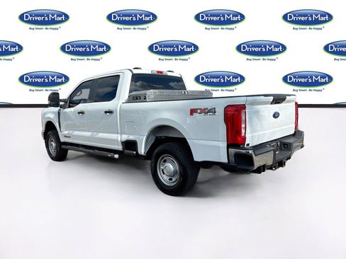 Used 2023 Ford F250 XL w/ FX4 Off-Road Package AWD/4WD image 5