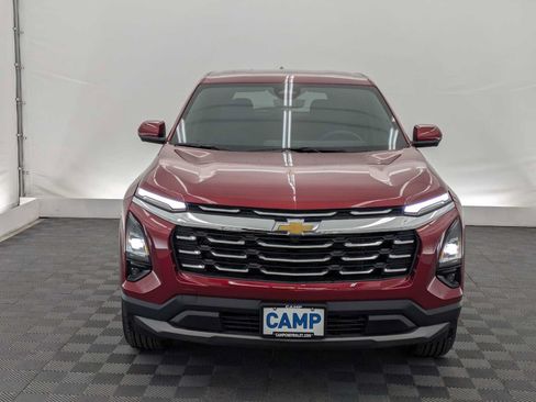 New 2026 Chevrolet Equinox LT w/ Convenience Package II AWD/4WD image 9