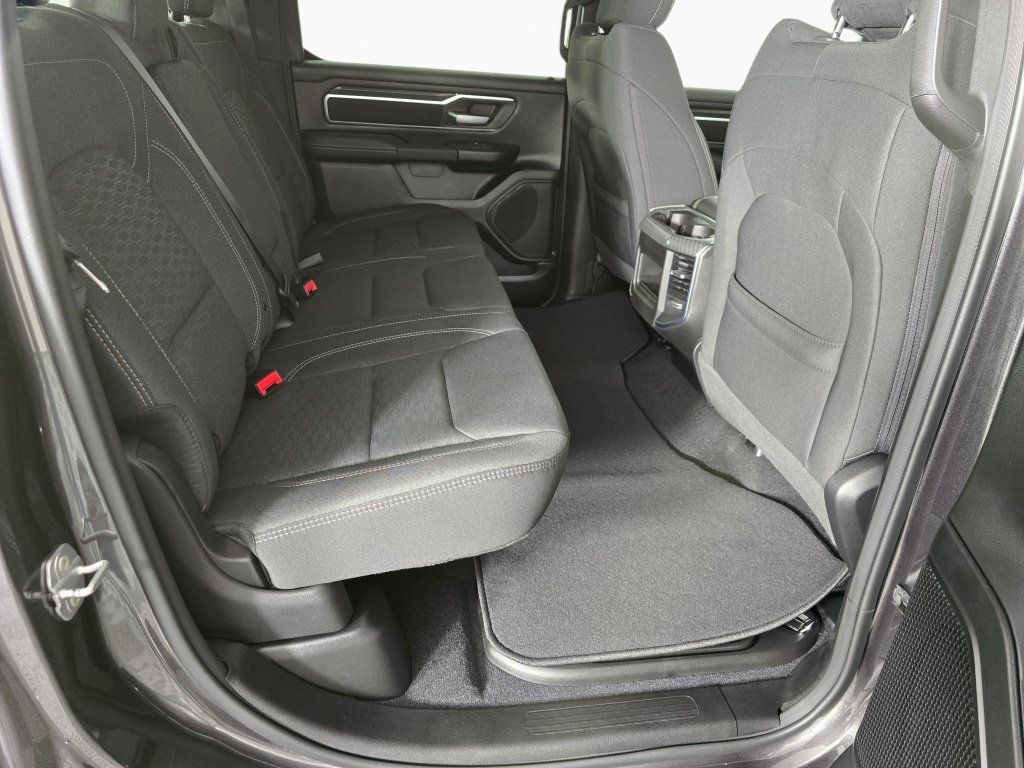 New 2026 RAM 1500 Big Horn AWD/4WD image 28