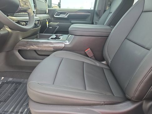 New 2026 Chevrolet Silverado 2500 LTZ w/ Trail Boss Package AWD/4WD image 31