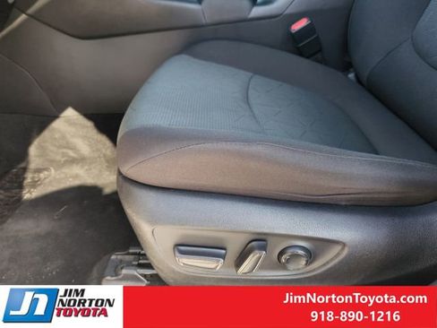 Used 2024 Toyota RAV4 XLE image 26