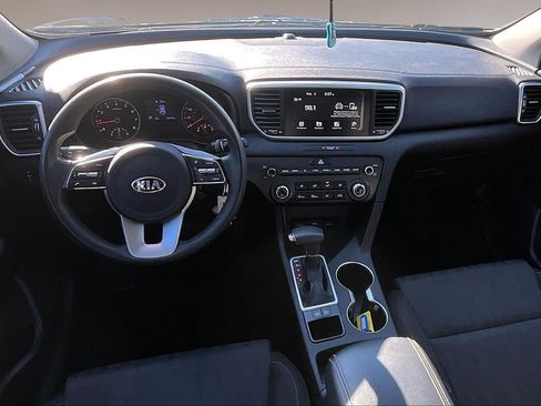 Used 2020 Kia Sportage LX image 7