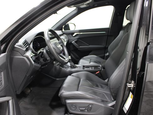 Used 2024 Audi Q3 2.0T Premium Plus AWD/4WD image 3