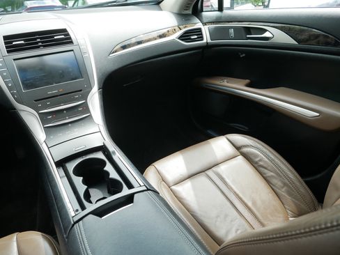 Used 2015 Lincoln MKZ Hybrid w/ Equipment Group 201A Select FWD image 11