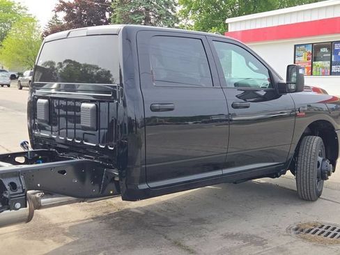 New 2026 RAM 3500 Tradesman AWD/4WD image 16