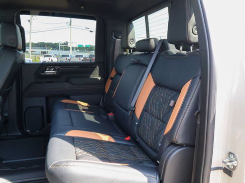 New 2026 GMC Sierra 2500 AT4 w/ Technology Package AWD/4WD image 33