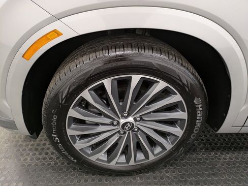 Used 2024 Hyundai Palisade Calligraphy image 7