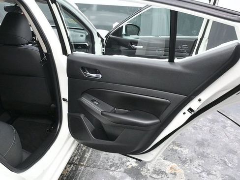 Used 2021 Nissan Altima 2.5 S image 12