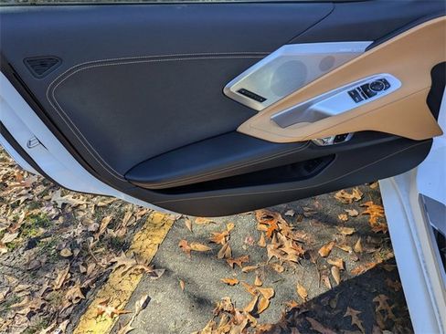 Certified 2025 Chevrolet Corvette Stingray Preferred Cpe w/ Battery Protection Package image 9