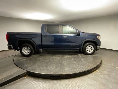 Certified 2021 GMC Sierra 1500 Base w/ Sierra Value Package image 9