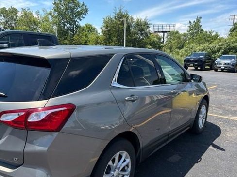 Used 2019 Chevrolet Equinox LT FWD image 4