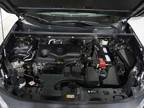 Used 2024 Toyota RAV4 XLE image 12