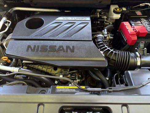 Used 2025 Nissan Rogue SV AWD/4WD image 29