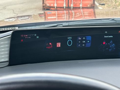 Used 2025 Lincoln Navigator Black Label AWD/4WD image 36