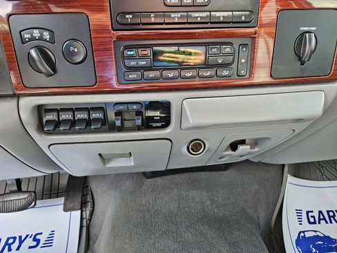 Used 2006 Ford F250 Lariat AWD/4WD image 20