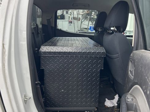 Used 2017 Chevrolet Colorado W/T w/ WT Convenience Package image 21