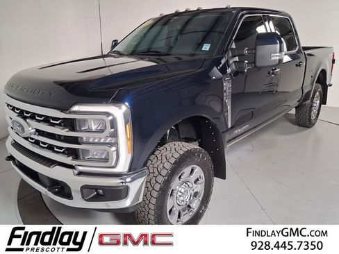 Used 2023 Ford F250 Lariat w/ Lariat Ultimate Package AWD/4WD image 1