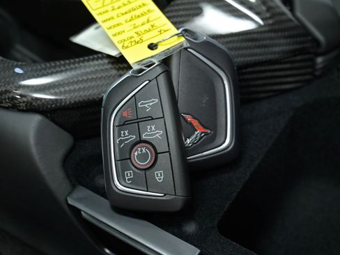 Used 2025 Chevrolet Corvette Z06 RWD image 79