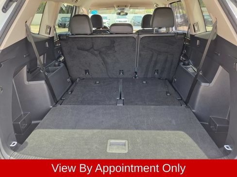Used 2025 Volkswagen Atlas SE FWD image 27