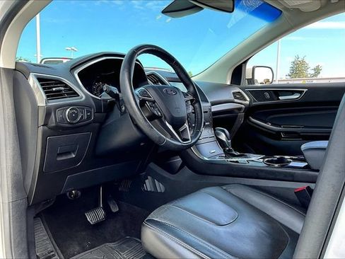 Used 2016 Ford Edge Titanium w/ Equipment Group 302A AWD/4WD image 8