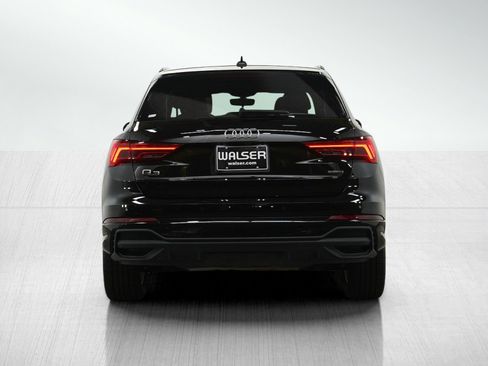 Used 2025 Audi Q3 2.0T Premium image 4