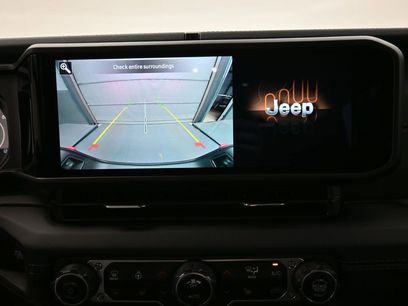 Used 2025 Jeep Gladiator Mojave w/ Convenience Group