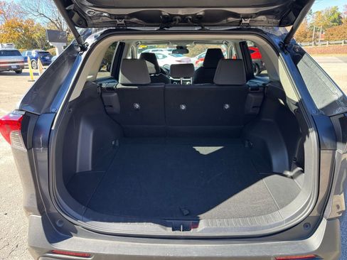 Used 2025 Toyota RAV4 XLE image 25