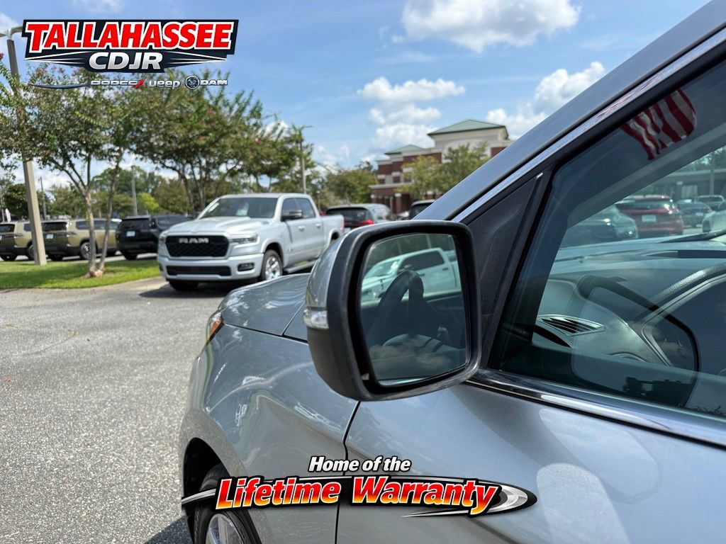 Used 2024 Ford Edge Titanium AWD/4WD image 16