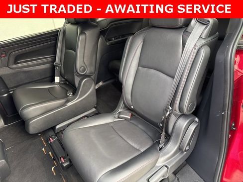 Used 2024 Honda Odyssey Sport image 11