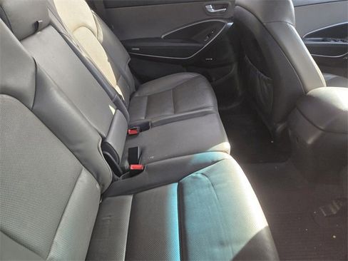 Used 2016 Hyundai Santa Fe SE w/ Option Group 03 image 5