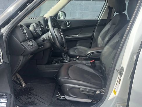 Used 2017 MINI Cooper Countryman FWD image 19